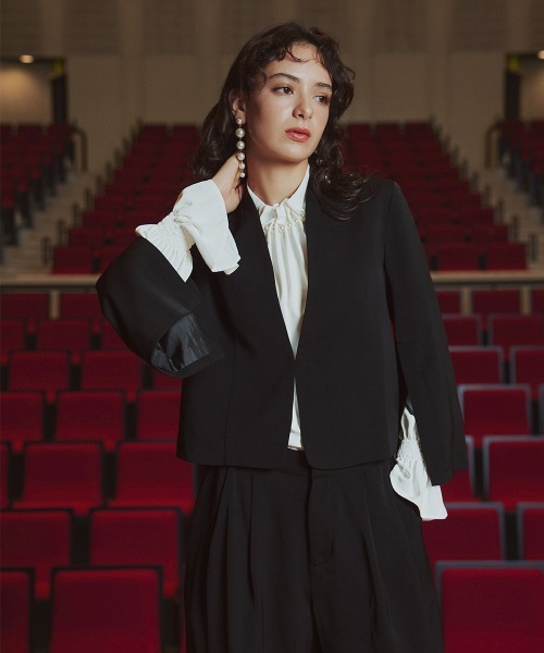 Callarus（カラルス）の「袖スリットショート丈デザインジャケット＋ワイドストレッチパンツセットアップスーツ（ジャケット＋パンツ）〔Callarus〕（スーツセット・レディース・ブラック/ベージュ・S/M/L/LL）」の14枚目の写真