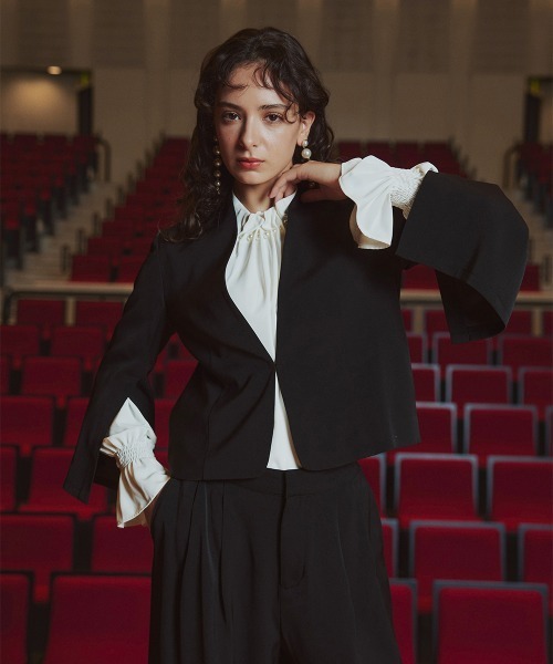 Callarus（カラルス）の「袖スリットショート丈デザインジャケット＋ワイドストレッチパンツセットアップスーツ（ジャケット＋パンツ）〔Callarus〕（スーツセット・レディース・ブラック/ベージュ・S/M/L/LL）」の16枚目の写真