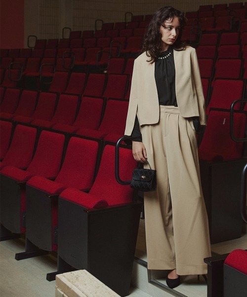 Callarus（カラルス）の「袖スリットショート丈デザインジャケット＋ワイドストレッチパンツセットアップスーツ（ジャケット＋パンツ）〔Callarus〕（スーツセット・レディース・ブラック/ベージュ・S/M/L/LL）」の18枚目の写真