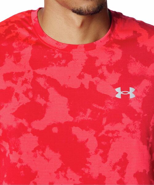 UNDER ARMOUR(アンダーアーマー)の「UAローンチ プリント ショートスリーブ Tシャツ(ランニング/メンズ)(Tシャツ/カットソー・メンズ・レッド系・XL/M/2XL/S/L)」の4枚目の写真