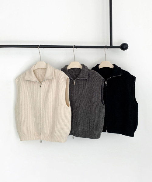 VASCARA(バスカラ)の「Two-Way Zip-Up Knit Vest (3colors)(ベスト・レディース・グレー/ブラック/アイボリー・FREE)」の6枚目の写真