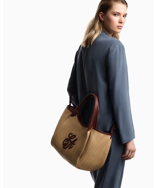 EMPORIO ARMANI（エンポリオアルマーニ）の「【エンポリオ アルマーニ】ミディアムショッパー ウーブンストロー EAロゴ（トートバッグ・レディース・ナチュラル・FREE）」の7枚目の写真