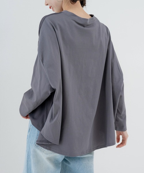 refinedworks(リファインドワークス)の「【refinedworks】異素材 切替デザインが 魅力の シャーリングプルオーバー!(Tシャツ/カットソー・レディース・チャコールグレー/イエロー・FREE)」の3枚目の写真