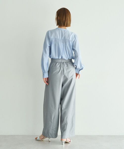 YECCA VECCA（イェッカヴェッカ）の「ベルト付きカーヴィーパンツ（その他パンツ・レディース・ベージュ/ネイビー/グレー・S/M）」の4枚目の写真