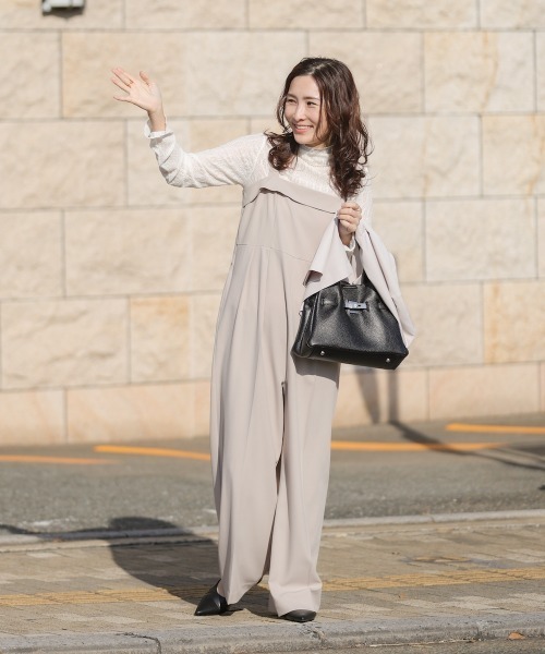 Bou Jeloud（ブージュルード）の「【はあちゅう*Bou Jeloud】ウエストタックサロペット（サロペット/オーバーオール・レディース・ネイビー/ベージュ・FREE）」の7枚目の写真