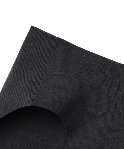 adidas(アディダス)の「adidas/アディダス スポーツブラ ハーフショーツ 完全無縫製でチクチクしにくい(ショーツ・レディース・ブラック/ブルー系その他/ブラウン系その他・MEDIUM/LARGE/X-LARGE)」の8枚目の写真