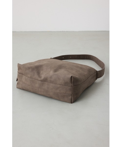 AZUL by moussy（アズールバイマウジー）の「2WAYトートバッグ（トートバッグ・レディース・キャメル/グレー/ブラック・FREE）」の12枚目の写真