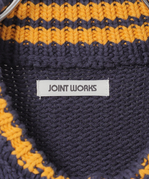 JOINT WORKS（ジョイントワークス）の「クラフトステッチ ニットスタジャン / Craft-stitched Stadium Knit Jacket（カーディガン/ボレロ・メンズ・グリーン/ネイビー・LARGE/MEDIUM）」の4枚目の写真