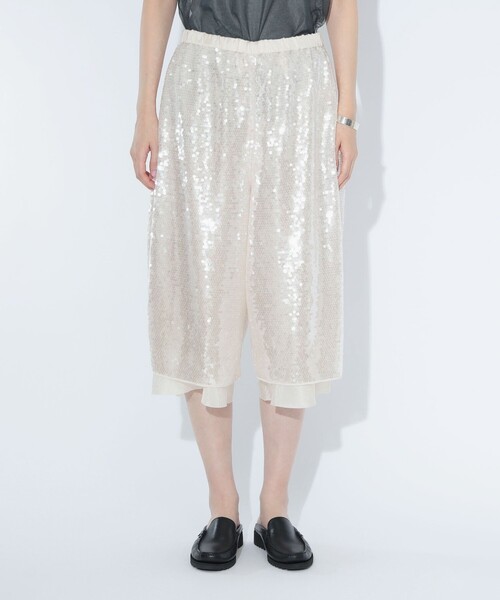 maturely（マチュアリー）の「maturely / スパンコール ハーフ パンツ（その他パンツ・レディース・ホワイト系その他7・ONE SIZE）」の5枚目の写真