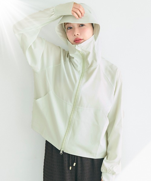 coca(coca)(コカ)の「UVカットドルマンパーカー(パーカー・レディース・ライトグリーン/ブラック/グレイッシュベージュ/アイボリー・L/M/S)」の4枚目の写真