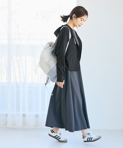 coca(coca)(コカ)の「UVカットドルマンパーカー(パーカー・レディース・ライトグリーン/ブラック/グレイッシュベージュ/アイボリー・L/M/S)」の13枚目の写真