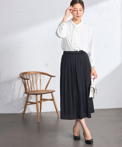 GALLORIA(ギャローリア)の「【洗濯機で洗える】ボウタイブラウス(シャツ/ブラウス・レディース・ライトグレー/ホワイト/ネイビー・L/LL/M/S)」の12枚目の写真