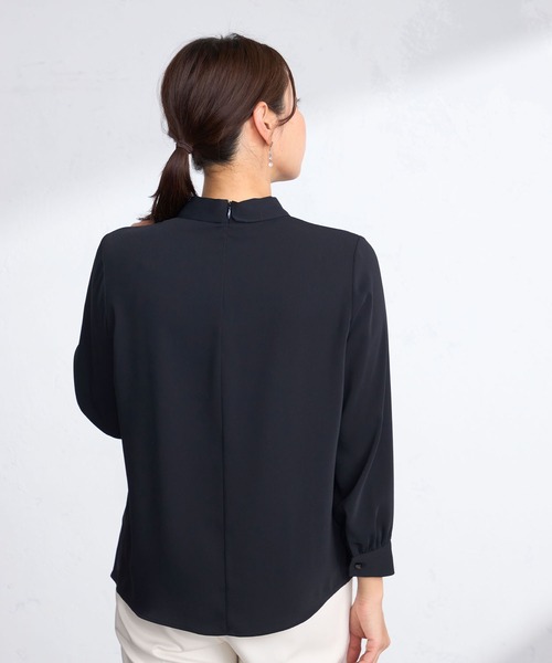 GALLORIA(ギャローリア)の「【洗濯機で洗える】ボウタイブラウス(シャツ/ブラウス・レディース・ライトグレー/ホワイト/ネイビー・L/LL/M/S)」の5枚目の写真