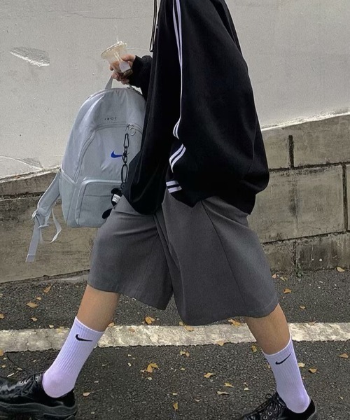 B.R.U(ブル)の「ダブルタックハーフパンツ(スラックス・メンズ・ブラック/グレー・LARGE/MEDIUM)」の10枚目の写真