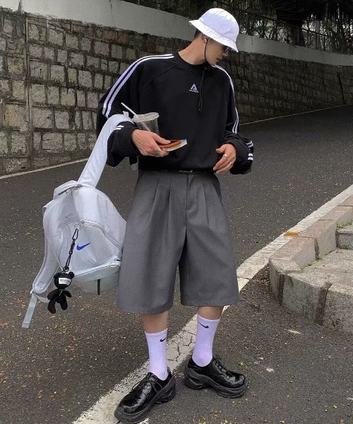B.R.U(ブル)の「ダブルタックハーフパンツ(スラックス・メンズ・ブラック/グレー・LARGE/MEDIUM)」の9枚目の写真