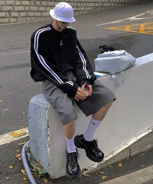 B.R.U(ブル)の「ダブルタックハーフパンツ(スラックス・メンズ・ブラック/グレー・LARGE/MEDIUM)」の12枚目の写真