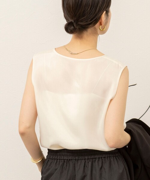 MAQWEL(マクウェル)の「《セットアップ対応》【MAQWEL/マクウェル】ウォッシャブルサテンノースリーブ(シャツ/ブラウス・レディース・ブラック/オフホワイト・FREE)」の12枚目の写真