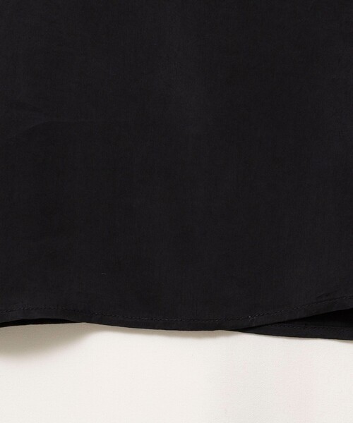 MAQWEL(マクウェル)の「《セットアップ対応》【MAQWEL/マクウェル】ウォッシャブルサテンノースリーブ(シャツ/ブラウス・レディース・ブラック/オフホワイト・FREE)」の17枚目の写真
