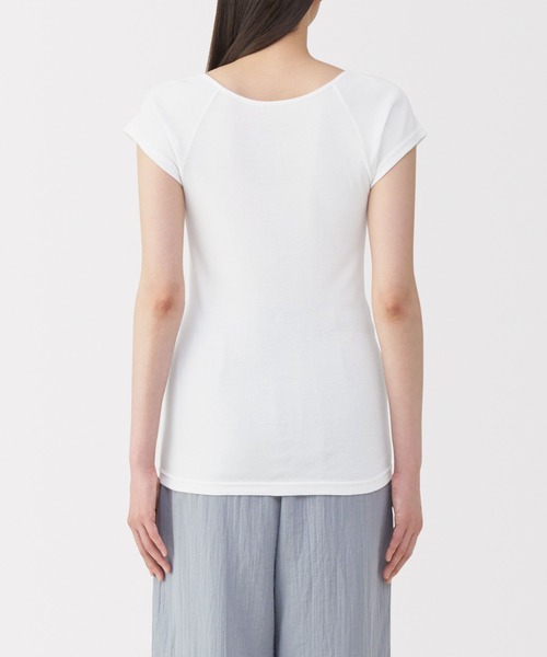無印良品(ムジルシリョウヒン)の「婦人 フライス編みフレンチスリーブTシャツ(インナーウェア/肌着・レディース・ホワイト/グレー/ブラック・S/M/L/XL)」の6枚目の写真