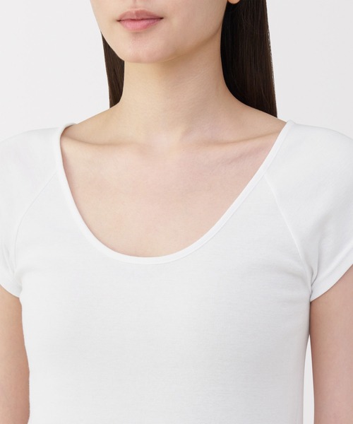 無印良品(ムジルシリョウヒン)の「婦人 フライス編みフレンチスリーブTシャツ(インナーウェア/肌着・レディース・ホワイト/グレー/ブラック・S/M/L/XL)」の7枚目の写真