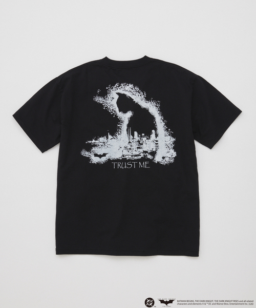 JOURNAL STANDARD（ジャーナルスタンダード）の「THE DARK KNIGHT / ダークナイト プリント 半袖 Tシャツ（Tシャツ/カットソー・メンズ・チャコールグレー/ネイビー/ブラック/ブラック系その他・LARGE/MEDIUM）」の8枚目の写真