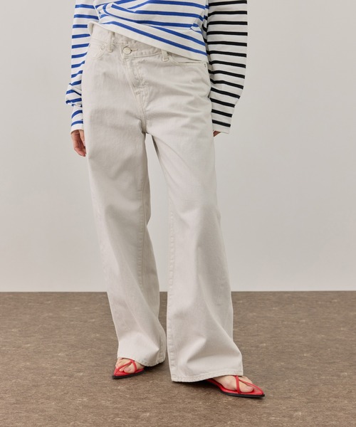 NEEDBY heritage(ニードバイヘリテージ)の「【NEEDBY for ADAM ET ROPE】別注 GINNY(デニムパンツ・レディース・ブルー/オフホワイト・25/24/23/26)」の9枚目の写真