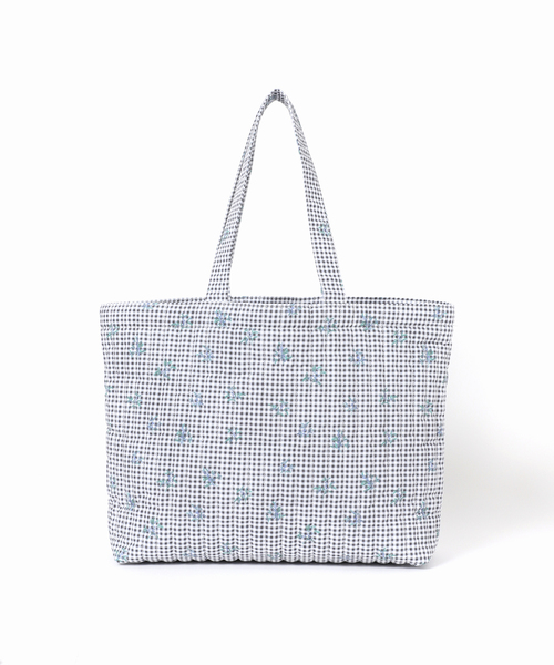 SLOBE IENA（スローブイエナ）の「Margaux Dereume × SLOBE キルティングトートバッグ（トートバッグ・レディース・スカイブルー/ブラック・FREE）」の18枚目の写真