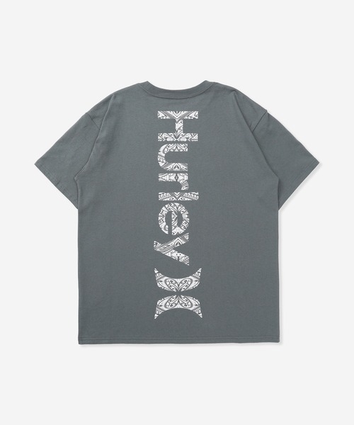 Hurley （ハーレー）の「【Hurley:ハーレー】ヘビーウェイトコットンTシャツ　オーバーサイズシルエット　バックプリント　VRTCL TRBL LOGO OVRSZD SS TEE（Tシャツ/カットソー・メンズ・ブルーグレー/ホワイト/ブラック/ヘザーグレー・LARGE/X-LARGE/SMALL/MEDIUM）」の4枚目の写真