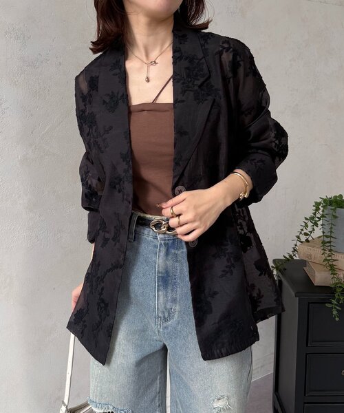 Thevon（ゼボン）の「花柄シアーテーラードジャケット（テーラードジャケット・レディース・アイボリー/ブラック・FREE）」の5枚目の写真