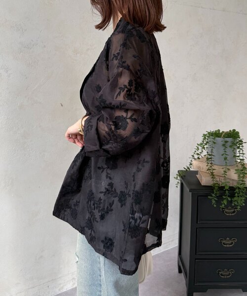 Thevon（ゼボン）の「花柄シアーテーラードジャケット（テーラードジャケット・レディース・アイボリー/ブラック・FREE）」の6枚目の写真