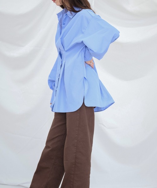 Dita Muaj.(ディータムアージュ)の「ルーズフィットタックシャツ(シャツ/ブラウス・レディース・ブルー・FREE)」の4枚目の写真