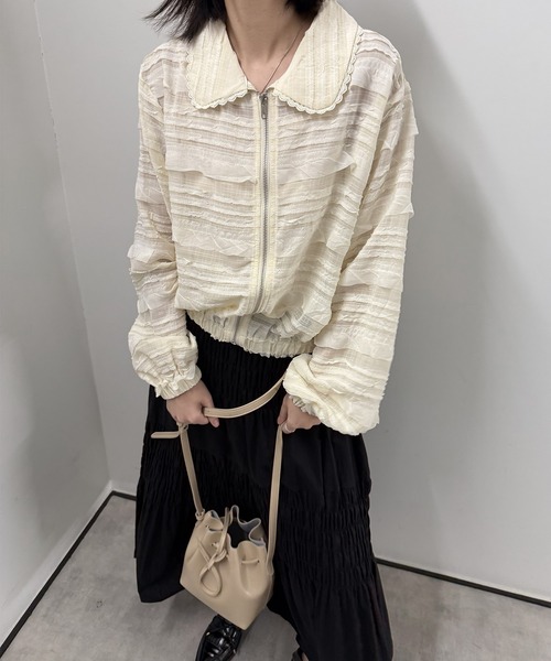 aimoha（アイモハ）の「フリルレースショートブルゾン（ブルゾン・レディース・ライトベージュ/ブラック・FREE）」の7枚目の写真