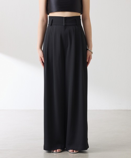 COLLAGE GALLARDAGALANTE(コラージュガリャルダガランテ)の「Nuel/ 2WAYハイウエストパンツ(スラックス・レディース・ブラック/モカ・FREE)」の11枚目の写真