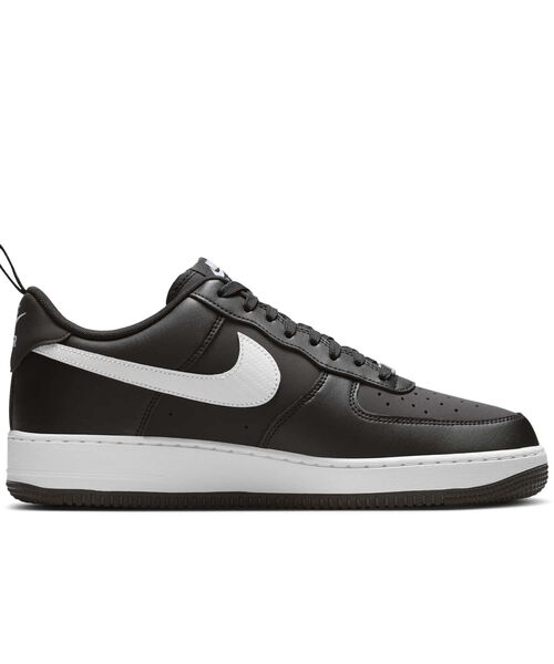 NIKE(ナイキ)の「ナイキ エア フォース 1 '07 メンズシューズ / Nike Air Force 1 '07 Men's Shoes IR5599-001 Black(スニーカー・メンズ・ブラック・25.5/25/24.5/24/27/26.5/30/29/28.5/28/27.5/26/29.5)」の7枚目の写真
