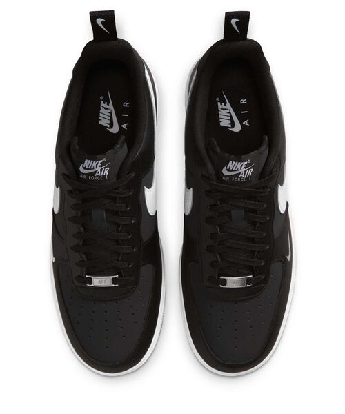 NIKE(ナイキ)の「ナイキ エア フォース 1 '07 メンズシューズ / Nike Air Force 1 '07 Men's Shoes IR5599-001 Black(スニーカー・メンズ・ブラック・25.5/25/24.5/24/27/26.5/30/29/28.5/28/27.5/26/29.5)」の6枚目の写真