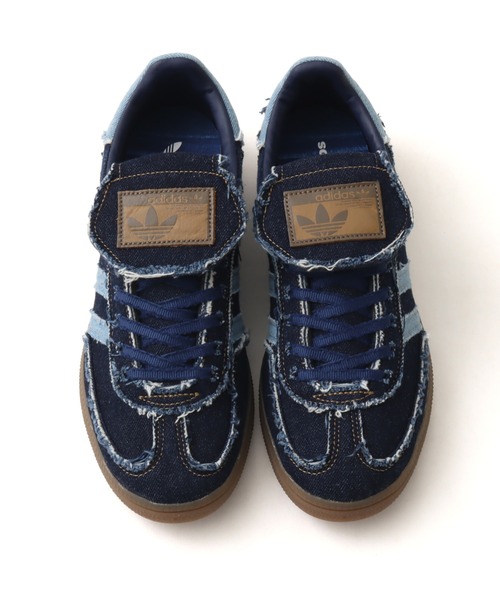 adidas(アディダス)の「adidas HANDBALL SPEZIAL LT ATMOS DENIM / アディダス ハンドボール スペツィアル LT アトモス デニム【SP】(スニーカー・メンズ・インディゴブルー・26.0cm/26.5cm/27.0cm/27.5cm/28.0cm/28.5cm/29.0cm/30.0cm/23.0cm/23.5cm/24.0cm/24.5cm/25.0cm/25.5cm)」の6枚目の写真