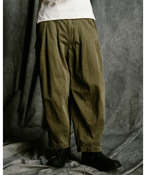 wjk(ダヴルジェイケイ)の「sulfur dyed light easy cargo(カーゴパンツ・メンズ・チャコールグレー/カーキ・SMALL/MEDIUM/LARGE/X-LARGE)」の2枚目の写真