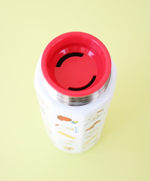 sanrio(サンリオ)の「〈SANRIO/サンリオ〉 ハローキティ レトロ25 八角ステンレスボトル 500ml STO5(水筒・レディース・レッド・ONE SIZE)」の4枚目の写真