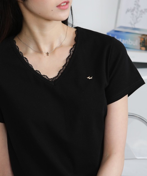 pumpkin port(パンプキンポート)の「Vネック レース付き ワンコプレート ポイント 半袖Tシャツ(Tシャツ/カットソー・レディース・ホワイト/ブラック/グレー・M/L/LL)」の3枚目の写真