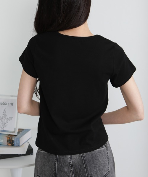 pumpkin port(パンプキンポート)の「Vネック レース付き ワンコプレート ポイント 半袖Tシャツ(Tシャツ/カットソー・レディース・ホワイト/ブラック/グレー・M/L/LL)」の18枚目の写真