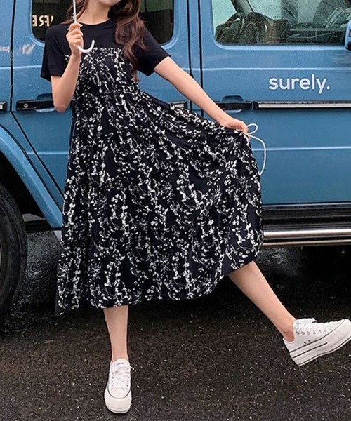 mielu(ミエル)の「小花柄切替ワンピース(ワンピース・レディース・ブラック・LARGE/MEDIUM/SMALL)」の2枚目の写真