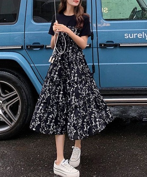 mielu(ミエル)の「小花柄切替ワンピース(ワンピース・レディース・ブラック・LARGE/MEDIUM/SMALL)」の4枚目の写真