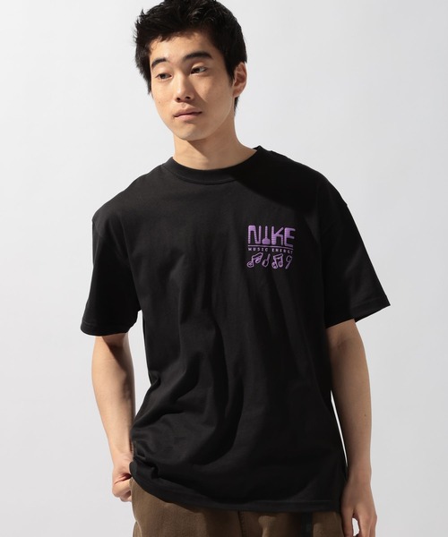 NIKE(ナイキ)の「【NIKE(ナイキ)】スウッシュ サウンズ 半袖Tシャツ(Tシャツ/カットソー・メンズ・ブラック/ライトブルー・LARGE)」の18枚目の写真