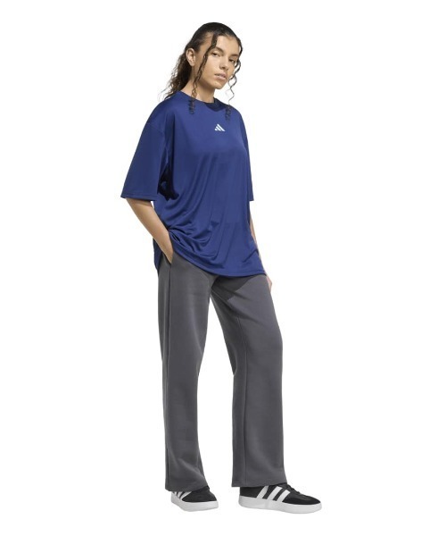 adidas(アディダス)の「アディダス adidas ソフト スポーツ グラフィックTシャツ(Tシャツ/カットソー・レディース・ベビーピンク/ブラック/ダークブルー・S/M/L/XL)」の5枚目の写真