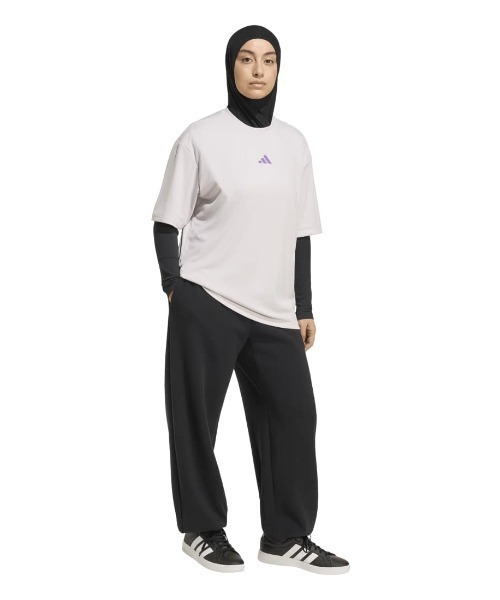 adidas(アディダス)の「アディダス adidas ソフト スポーツ グラフィックTシャツ(Tシャツ/カットソー・レディース・ベビーピンク/ブラック/ダークブルー・S/M/L/XL)」の13枚目の写真