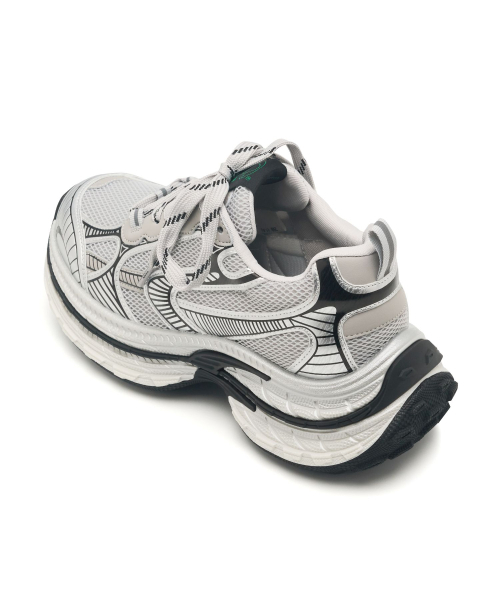 CLLIB(クリブ)の「Raw Runner スタンディングスニーカー 7.5cm -CL0902 (3カラー)(スニーカー・レディース・ブラック/シルバー/グレー・23cm/23.5cm/24cm/24.5cm/25cm)」の8枚目の写真