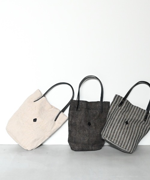 CLEDRAN(クレドラン)の「【縦型すっきり】CL3918 HAND&WORK COTTON JUTE TALL TOTE(トートバッグ・レディース・ブラック/アイボリー・FREE)」の2枚目の写真