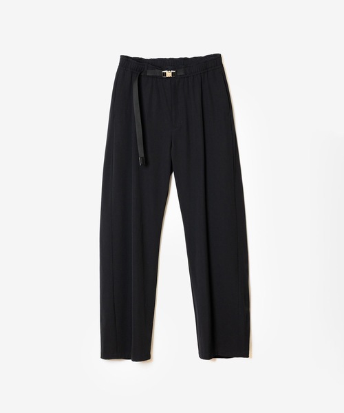 ATTACHMENT(アタッチメント)の「ウォッシャブルハイツイストギャバジン イージー バックル バルーントラウザーズ / WASHABLE HIGH TWIST GABARDINE EASY BUCKLE BALLOON TROUSERS(スラックス・メンズ・ダークカーキ/ブラック・2)」の1枚目の写真