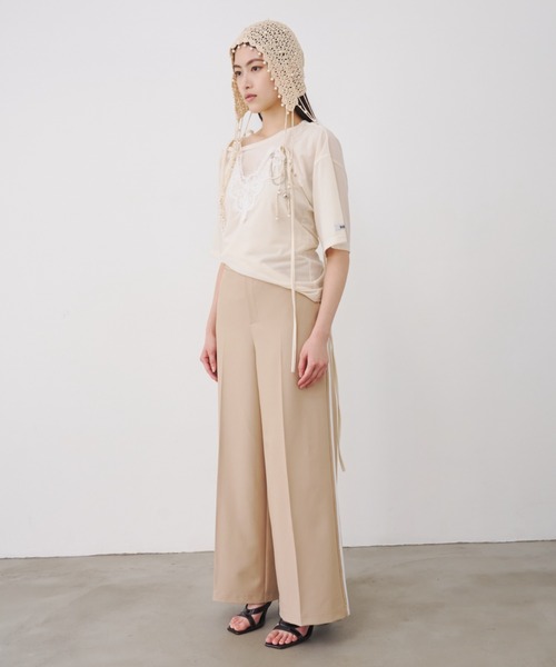 SOEMIN(ソミン)の「Sheer velour lace camisole/シアーベロアレースキャミソール(キャミソール・レディース・ブラック/ホワイト/ベージュ・FREE)」の14枚目の写真