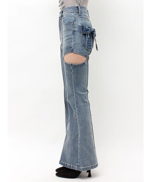 EATME(イートミー)の「BACKリボンカットアウトデニムパンツ(デニムパンツ・レディース・ブラック/ブルー・MEDIUM/SMALL/X-SMALL)」の10枚目の写真